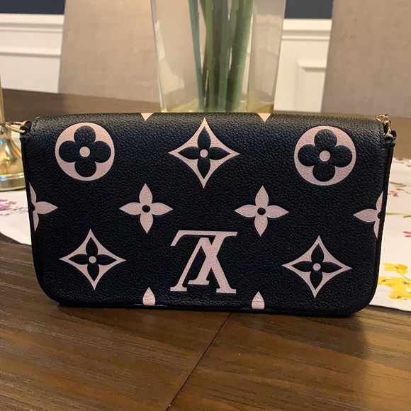 💎RARE💎 Louis Vuitton Crafty Felicie Pochette - Picture 3 of 16